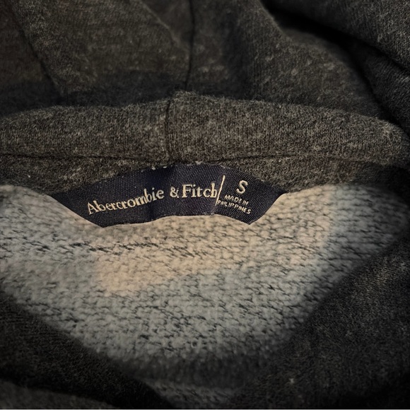 Abercrombie & Fitch Gray Women's Hoodie Sweatshirt - Picture 3 of 4